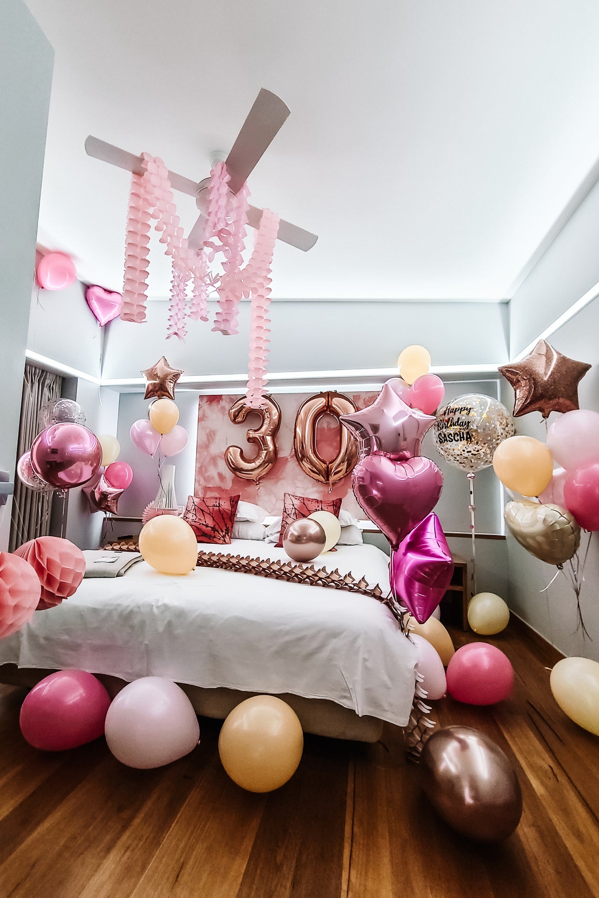 [inflated] Deluxe Room Setup – Bang Bang Balloons